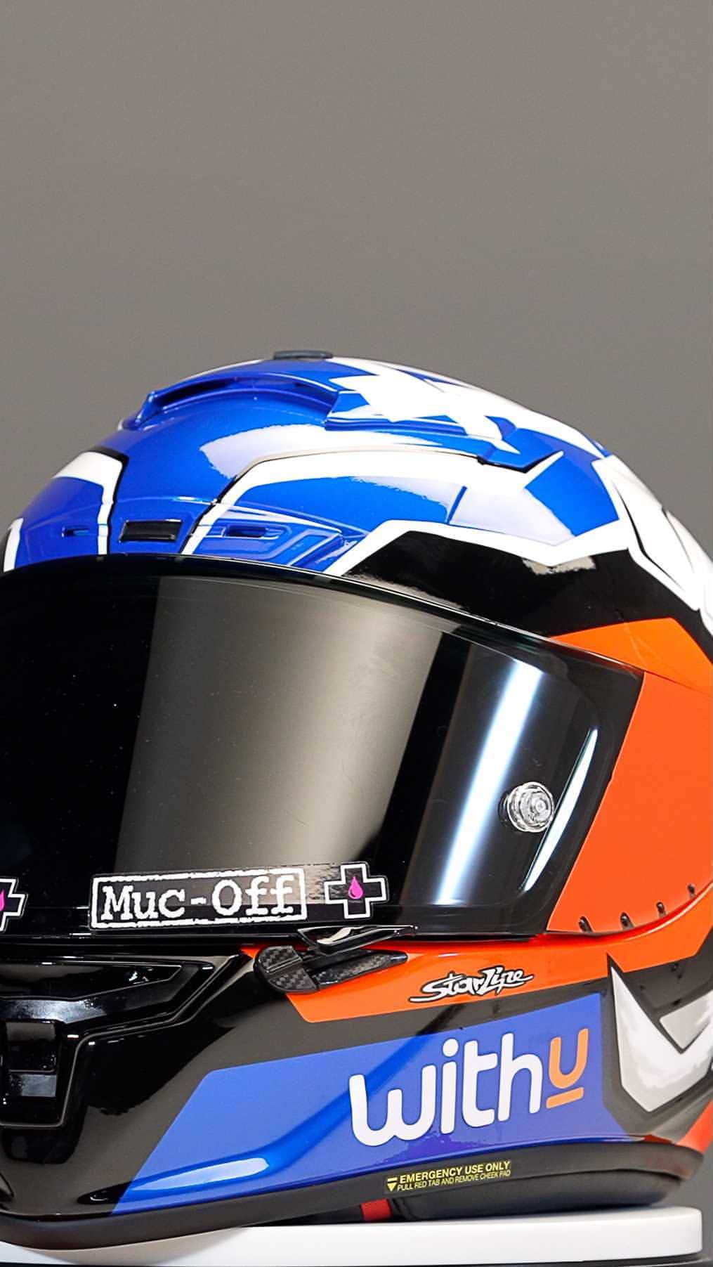 アンドレア・ドヴィツィオーゾのインスタグラム：「2022 Helmet Livery 💣💥  @mucoff @mucoff.moto   #AD04 #mucoff #mucoffmoto #aries #helmet #newgraphic #2022 #motogp」