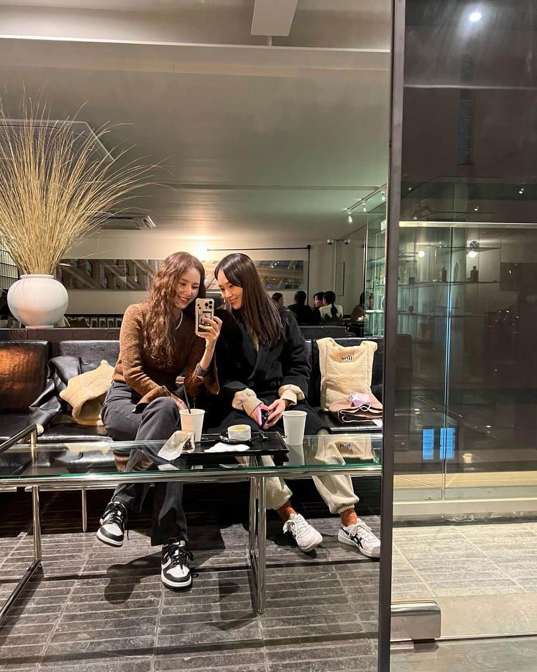 キム・ウンジョンのインスタグラム：「구박쎄미 현윤진솔이랑👭🏻」