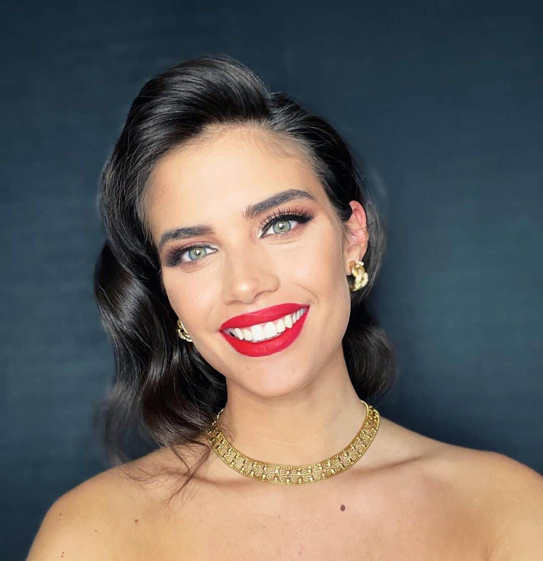 サラ・サンパイオのインスタグラム：「💋」