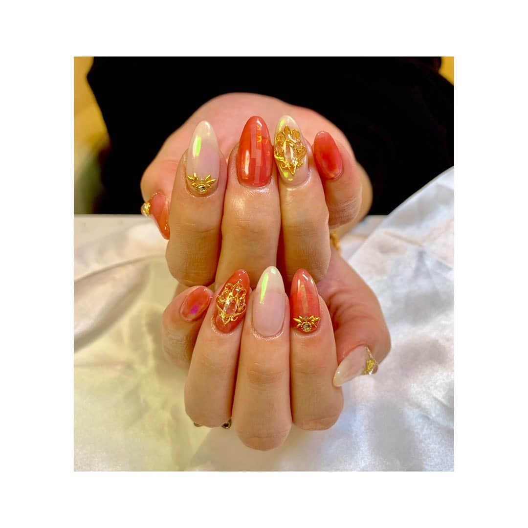 白石茉莉奈さんのインスタグラム写真 - (白石茉莉奈Instagram)「神はじめ💅✨  . . @____suuu.nail____」1月26日 1時55分 - marina_shiraishi_official