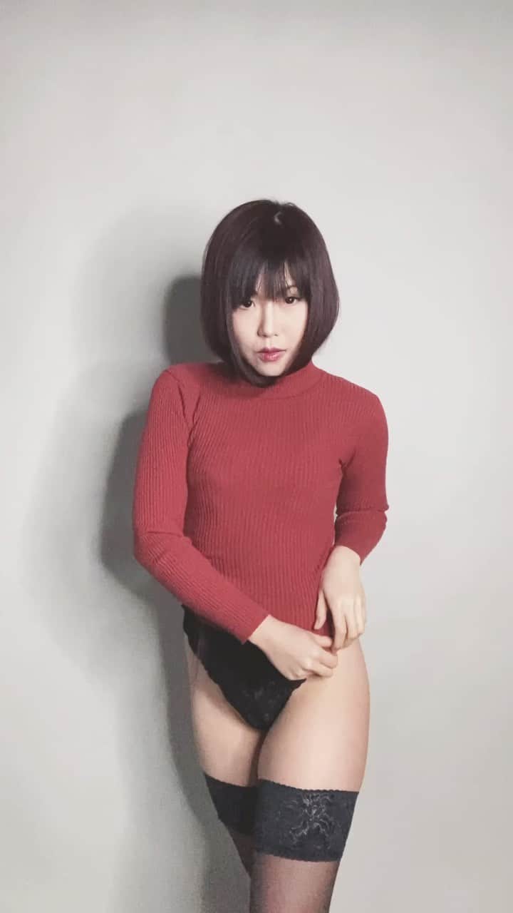 浮世みゆのインスタグラム：「#life #boudoir #art #artistic #video #vlog #japanese #model #gravure #asianmodel #berlin #model  videography / @ukiyo_foto 💋 Outfit / @yourpassion.lingerie ✨💋  stockings @viennemilano✨」
