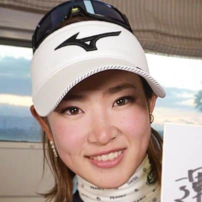のインスタグラム：「. . . . . . . . . . . . . . . . #原英莉花#はらえりか#はらえりかファン#かわいい#女子プロゴルファー#ゴルフ男子#ゴルフ女子#jlpga90期生#黄金世代#横浜出身#湘南学院高卒#美人スポーツ選手#日本通運所属#全農#ミズノ#ジャンボ尾崎の弟子#日本女子オープン#ゴルフウェア#ゴルフコーデ#パーリーゲイツ#ジャックバニー#オシャレ#1999年生#2018年プロテスト合格#erikahara#golf#haraerika#エリエールレディス#英莉エール」