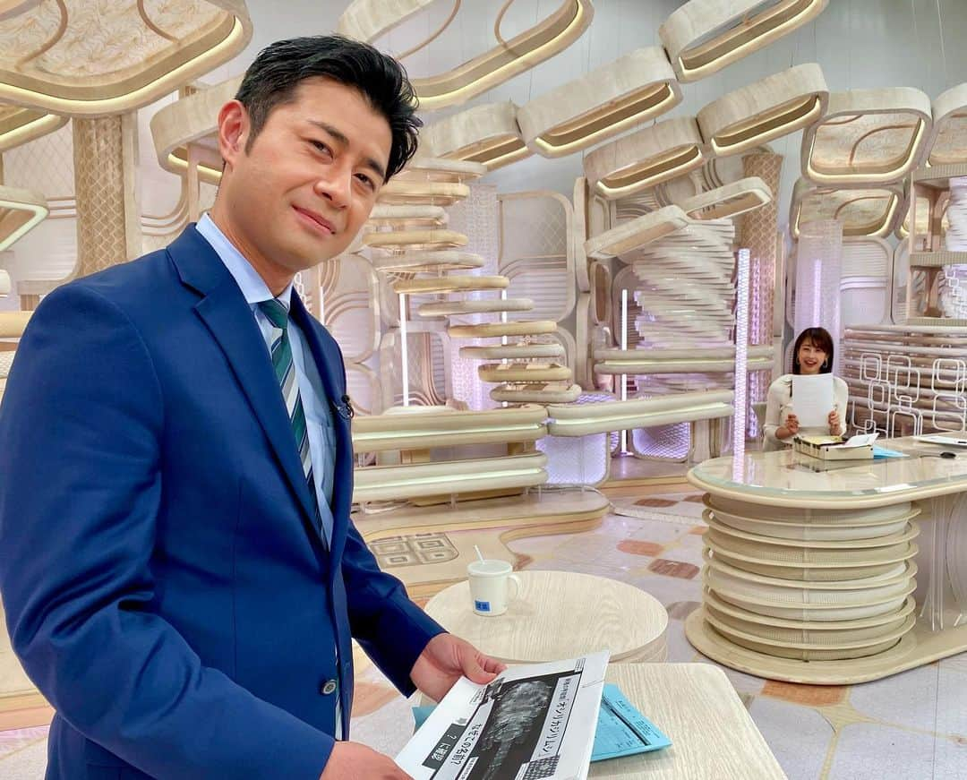 フジテレビ「プライムニュース イブニング」さんのインスタグラム写真 - (フジテレビ「プライムニュース イブニング」Instagram)「#イット ！放送中です   ●#共通テスト 問題流出…サイトを悪用か ●なぜ？高速に大量の #おしりふき ●#新商品 どこで買える？欲しい #ポテチ 検索 ●#不法投棄 の現場に張り込んでみたら犯人きた　１週間に2回も…直撃すると「記憶にない」   #加藤綾子 @ayako_kato.official #榎並大二郎 @enami_daijiro   #木村拓也 @takuya.kimura0801   #石本沙織   #住田裕子   #ガチャピン @gachapin_official #三井良浩   #佐久間みなみ @sakuma_minami #フジテレビ #アナウンサー 公式HP：https://www.fujitv.co.jp/livenews_it/ FNNプライムオンライン：https://www.fnn.jp/」1月26日 16時23分 - livenews_it