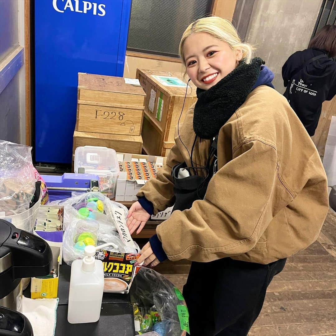 カノンのインスタグラム：「現場中 ・ ・ 会社に仕事してる写真を送る為撮った写真。 仕事してる所写真撮ることないので記念に投稿。 (撮影時のみマスク外してます)」