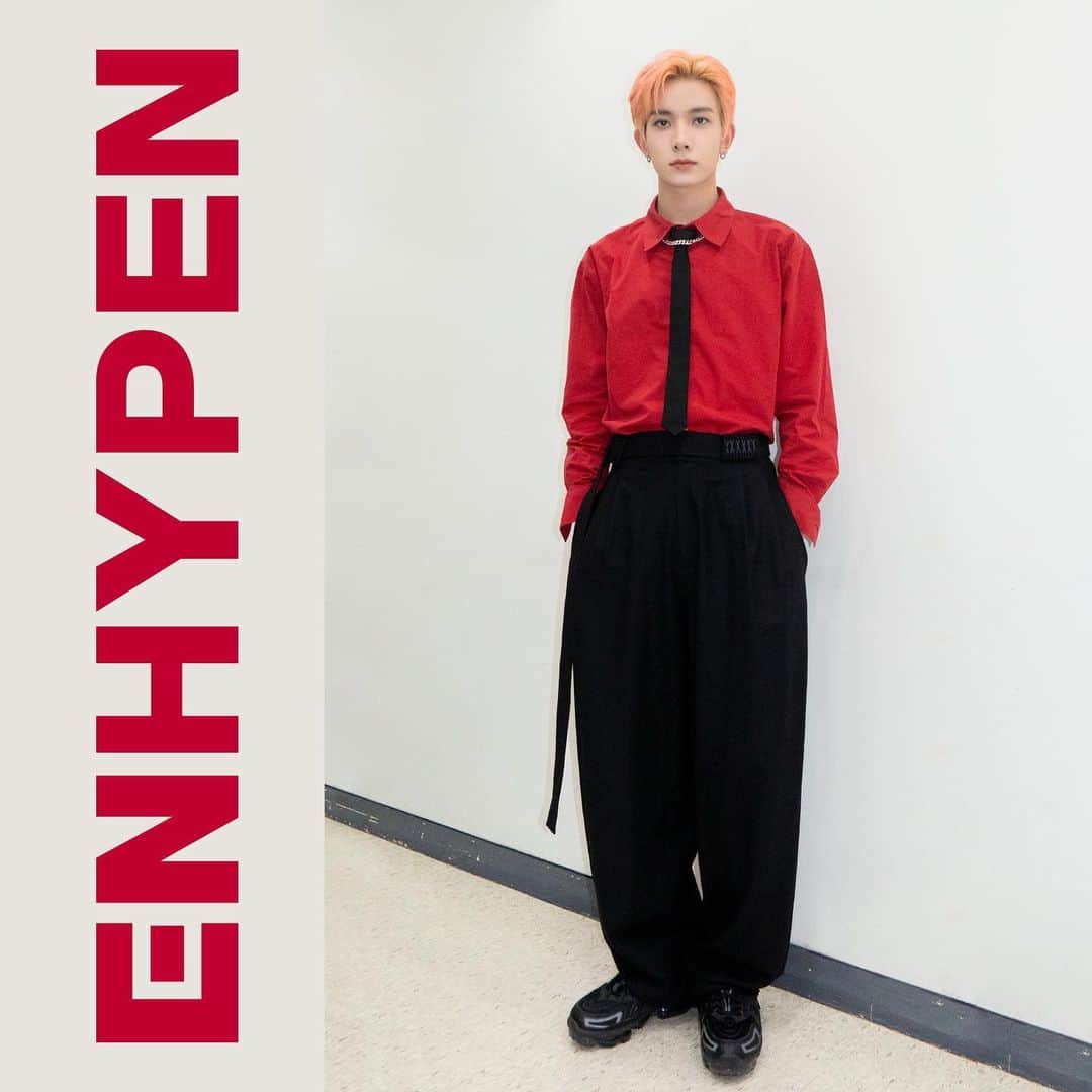 ENHYPENさんのインスタグラム写真 - (ENHYPENInstagram)「ENHY-FASHION #Blessed_Cursed @ [DIMENSION : ANSWER] Music Broadcasting 220113 ~ 220123 - M COUNTDOWN  - Music Bank  - Inkigayo - SHOW CHAMPION  #ENHYPEN #ENHY_FASHION #HEESEUNG」1月26日 18時00分 - enhypen