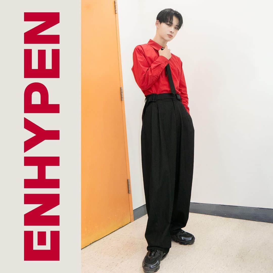 ENHYPENさんのインスタグラム写真 - (ENHYPENInstagram)「ENHY-FASHION #Blessed_Cursed @ [DIMENSION : ANSWER] Music Broadcasting 220113 ~ 220123 - M COUNTDOWN  - Music Bank  - Inkigayo - SHOW CHAMPION  #ENHYPEN #ENHY_FASHION #NI_KI」1月26日 18時02分 - enhypen