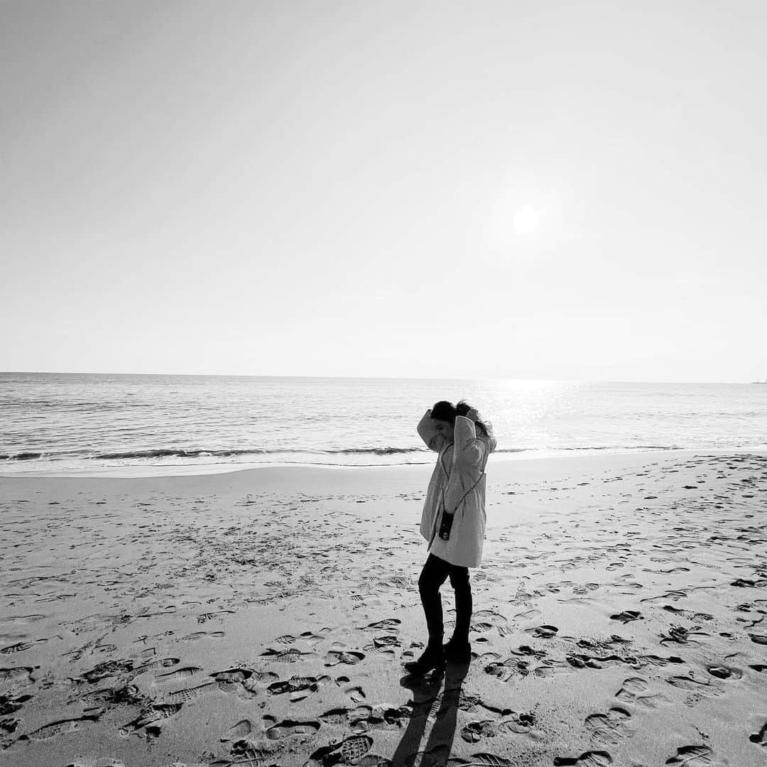 古畑星夏さんのインスタグラム写真 - (古畑星夏Instagram)「⠀ 久々に海行ったぁ~🏝  #today#七里ヶ浜#海」1月26日 18時15分 - starandsummer