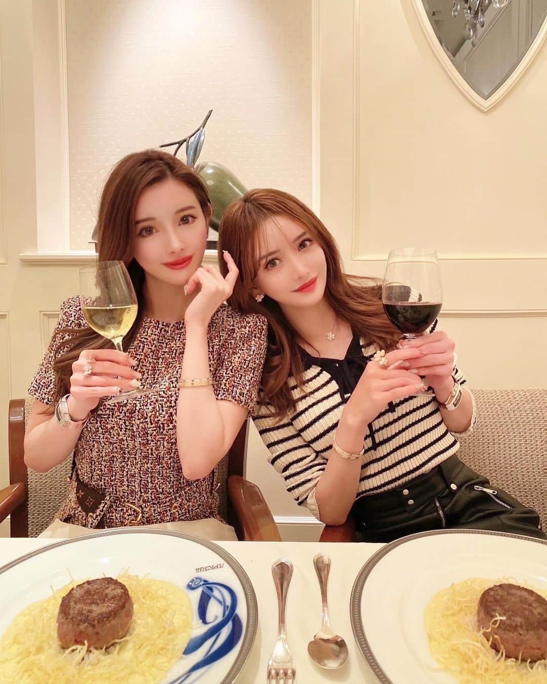 小川ももえのグルメインスタ