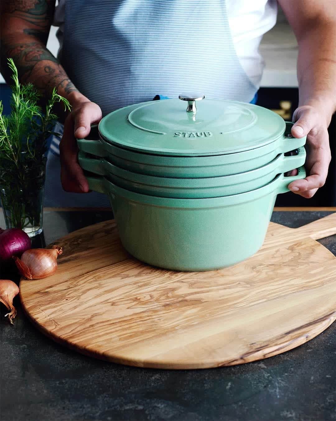 Staub USA（ストウブ）のインスタグラム：「Our fan-favorite Stackable set is now available in a new color: Sage 🍃 This classic-yet-fresh color is perfect for spring, inspiring infinite vegetable-forward recipes made in the set's three versatile pans. Shop it exclusively at @williamssonoma. #madeinStaub」
