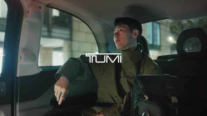 ソン・フンミンのインスタグラム：「Introducing, “TUMI Alpha Bravo: Life in Forward Motion, Chapter 02 - Son Heung-Min”  Check out TUMI.com to learn more & rediscover the Alpha Bravo collection with over 50 new styles.   #TUMI #TUMIBravo  #TUMICrew #투미알파브라보 #손흥민브라보백팩  🌟 Starring: Son Heung-Min @hm_son7  🎥 Directed by: @pedroandjames  🎞 Production: @autobahnlondon   Special thanks to @springstudios」