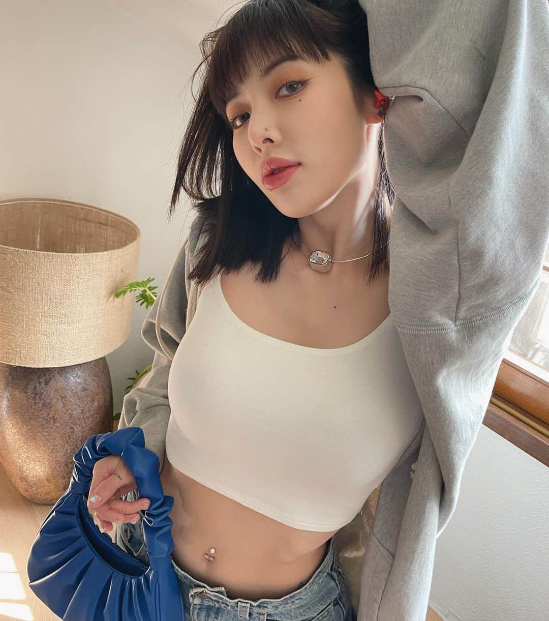 ヒョナ さんのインスタグラム写真 - (ヒョナ Instagram)「💙💙💙」1月27日 13時44分 - hyunah_aa