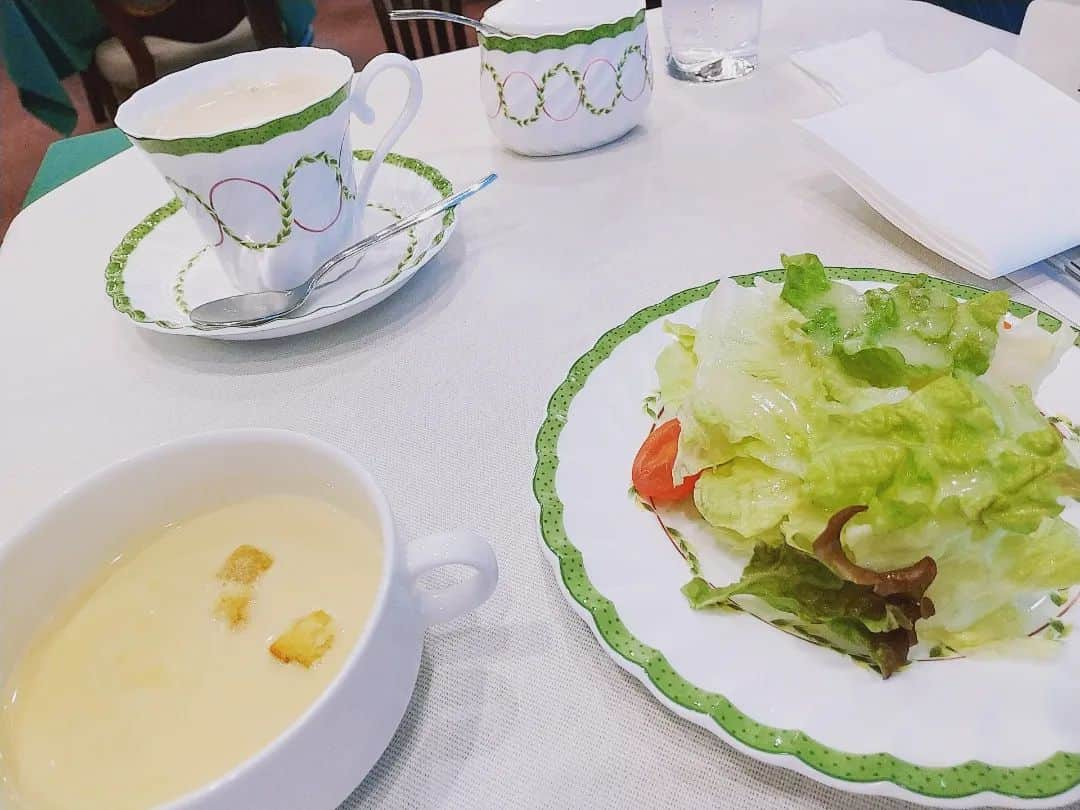 松坂南さんのインスタグラム写真 - (松坂南Instagram)「行きつけの洋食屋さんがいつの間にか営業再開されてました✨  嬉しい😄💓💓」1月27日 14時09分 - minami_matsuzaka