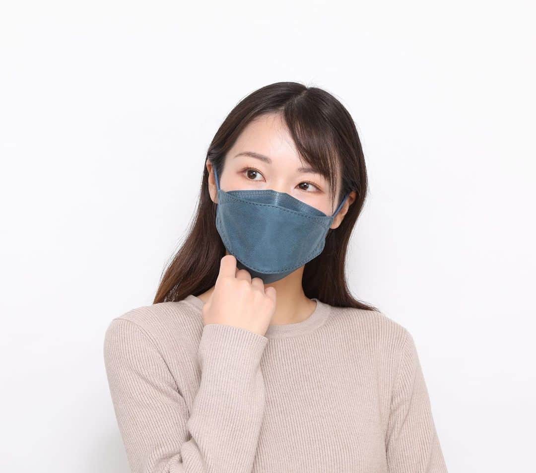 贅沢マスク公式アカウント＿原田産業さんのインスタグラム写真 - (贅沢マスク公式アカウント＿原田産業Instagram)「. 🧚💎🧚💎🧚 . . 贅沢マスクはこなれたカラーも得意です☺️ . . 2022年はどんなマスクが流行るかな？ . . #マスク  #不織布マスク  #贅沢マスク #おしゃれ  #かわいい」1月27日 14時33分 - inu_zeitaku_mask_pakewan