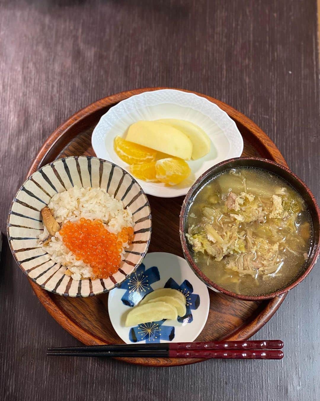 荻原和歌さんのインスタグラム写真 - (荻原和歌Instagram)「一月、日々のランチの記録。 #lunchtime #lunch #残り物ごはん #でもおいしい #おひとりさま」1月27日 15時09分 - ogiwaka