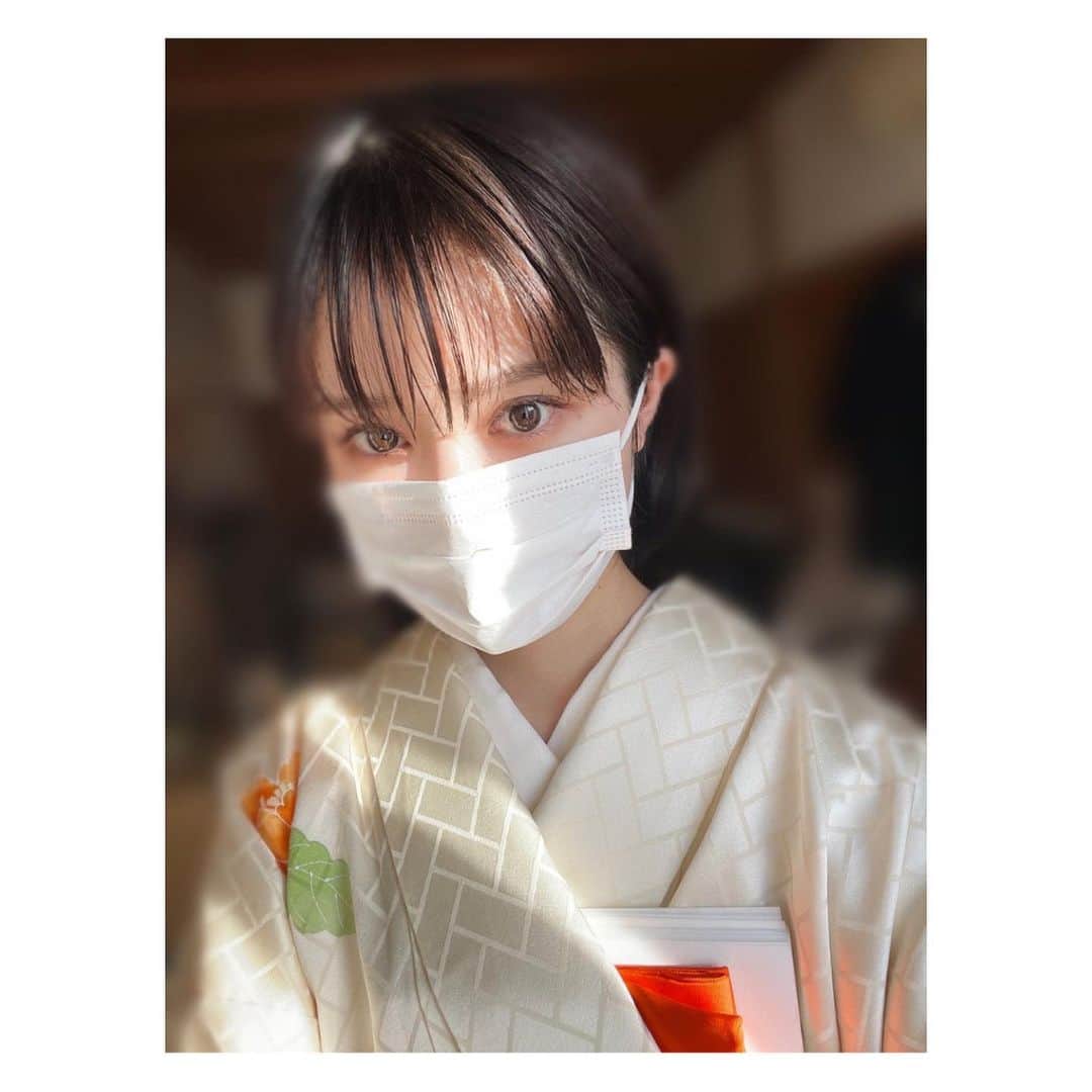 福本莉子さんのインスタグラム写真 - (福本莉子Instagram)「⁡ 今月初めの稽古はお着物で🍵 こつこつ自分の好きなものを集めていきたいです」1月27日 21時50分 - riko_fukumoto_