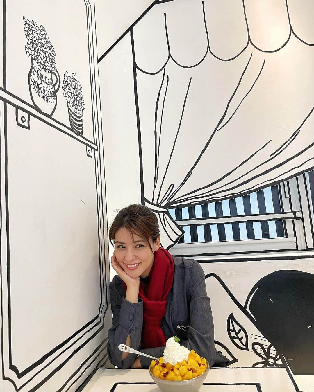 藤井美菜さんのインスタグラム写真 - (藤井美菜Instagram)「. 新大久保のカフェたち☕️♥️ 신오쿠보 카페들☕️♥️ Cafes in Shin-okubo☕️♥️ #新大久保#カフェ#カフェ巡り#신오쿠보#카페#도쿄#도쿄카페#shinokubo#cafe#tokyocafe#youtube#ootd#美菜私服」1月27日 20時08分 - fujii_mina_0715