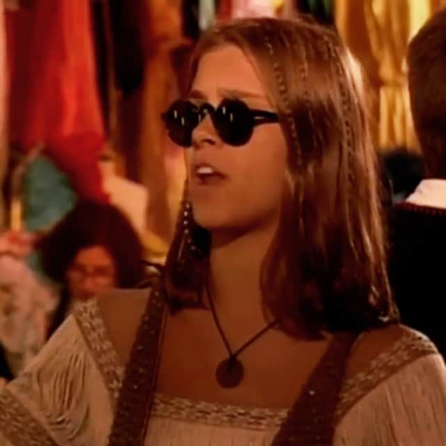 カロライナディークマンのインスタグラム：「eu tô tão  mas tão  apaixonada por esse tebetê que nem sei… juli, minha primeira malvadinha… chegaê!!! #tbt  ❤️」