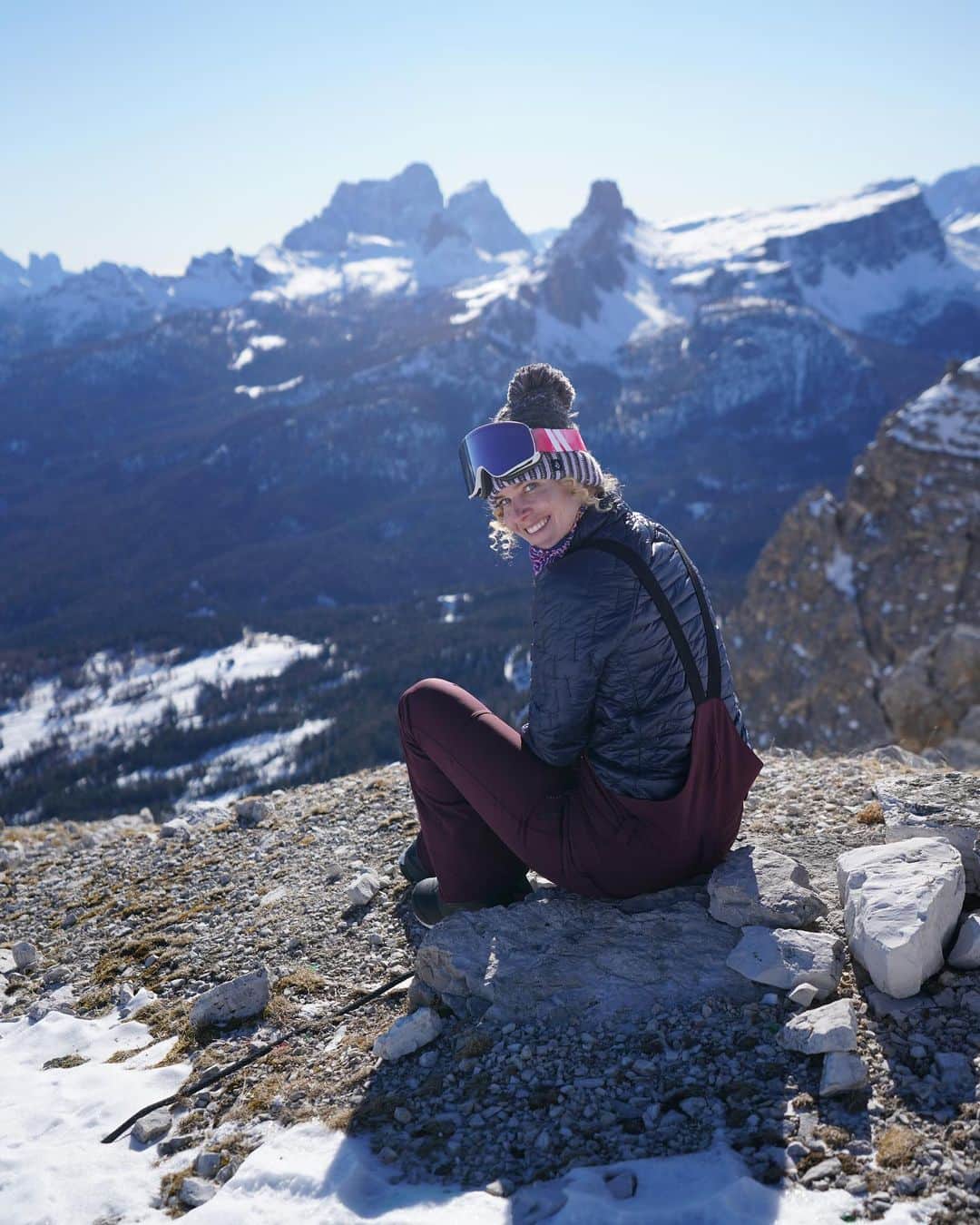 リンゼイ・ジャコベリスのインスタグラム：「#Dolomites …. Nice to see you again 😉 🇮🇹」