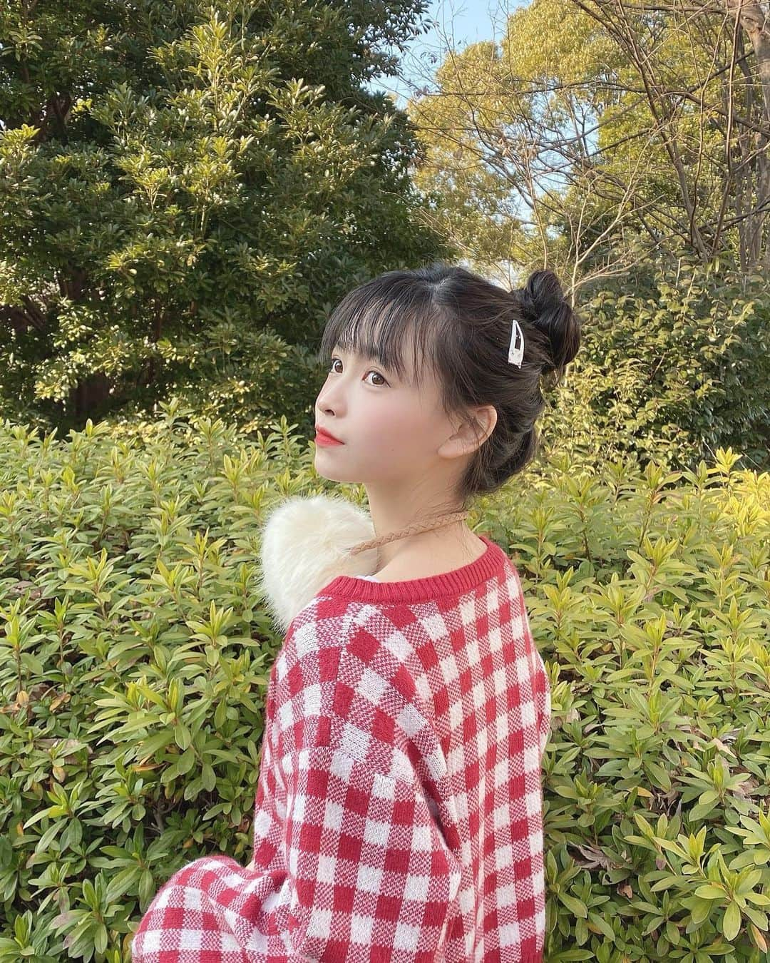 AIRIさんのインスタグラム写真 - (AIRIInstagram)「おだんご🤍❤ . . #PiXMiX #アイドル #ピクミク #偶像 #冬 #かわいい #お気に入り #パステル #おだんごヘア #白 #コーデ #ファッション #winter #白コーデ #チェック #イヤマフ#fashion #code #my #favorite #costume  #jk #sjk #pants #White  #hair #高校生」1月28日 9時12分 - aylin200442