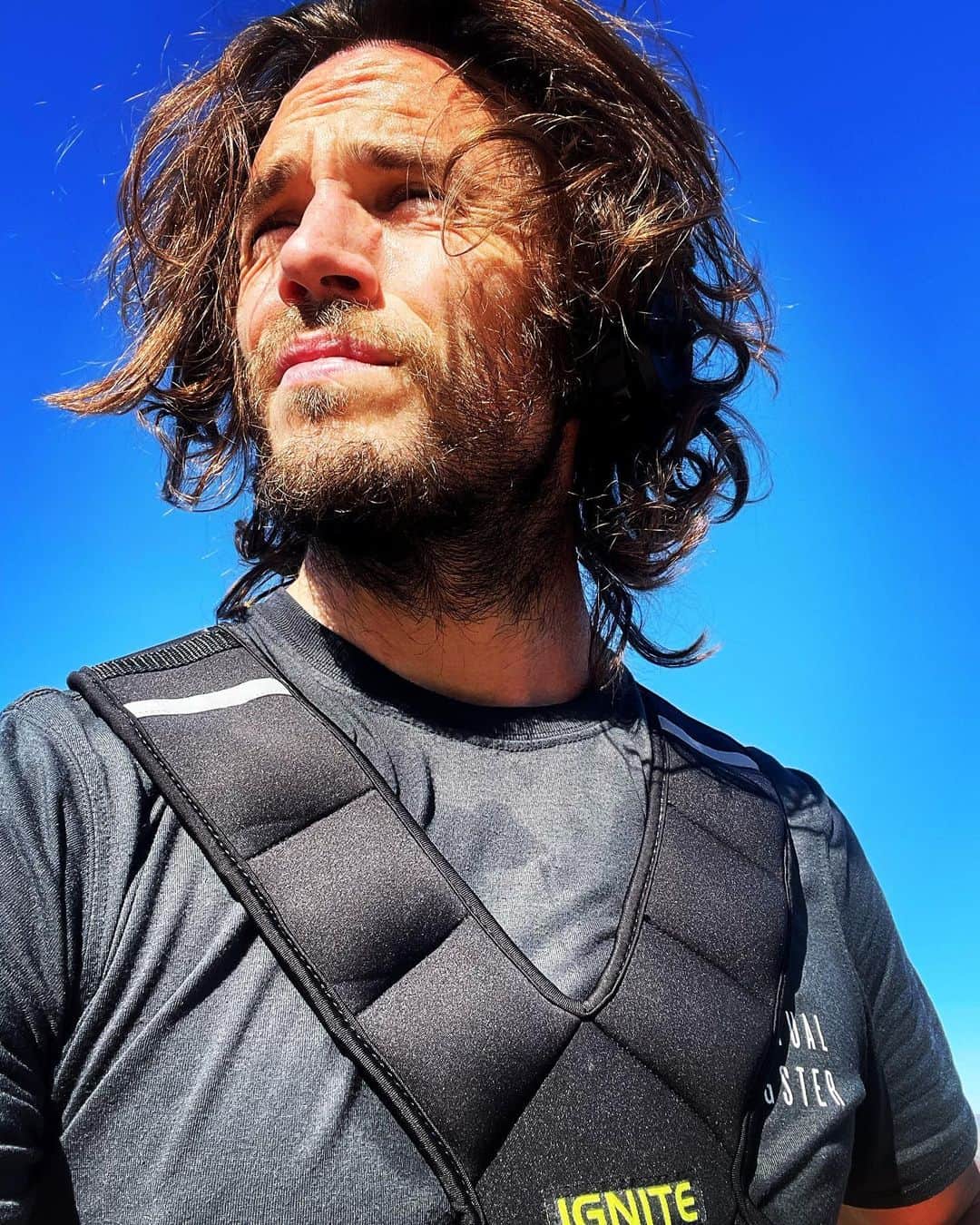 サム・クラフリンのインスタグラム：「Wild Thing」