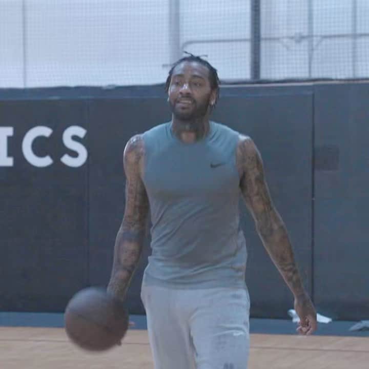 ジョン・ウォールのインスタグラム：「I hit all the phases, I ain’t trip….I made a way…#WallWay ‼️」