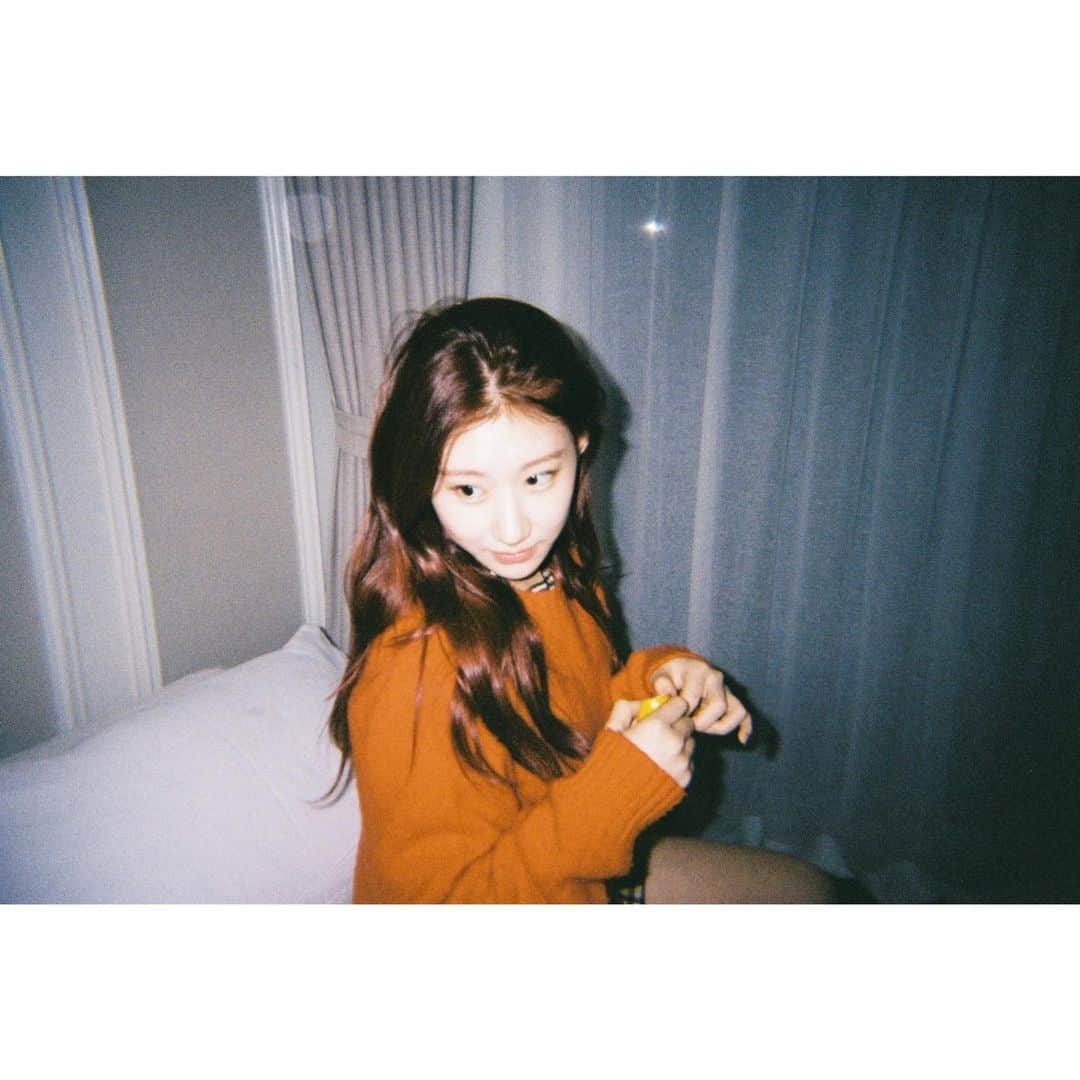 ITZYさんのインスタグラム写真 - (ITZYInstagram)「💾 ITZY 2021 하드털이 ┗ 📂 ITZY in JEJU」1月28日 19時00分 - itzy.all.in.us