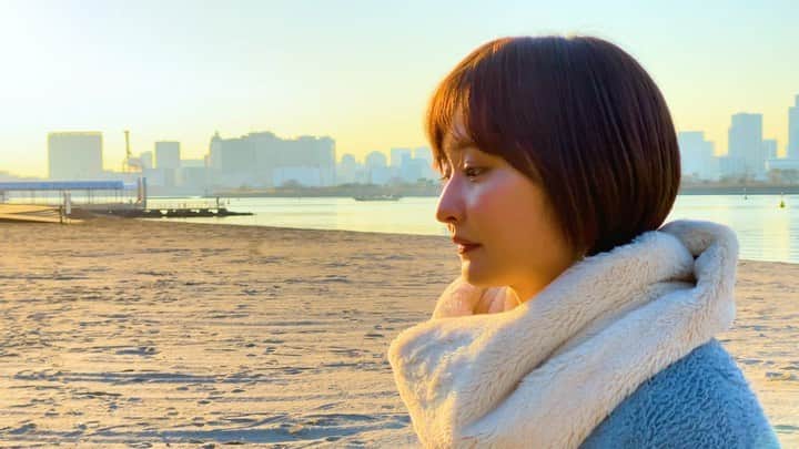 山根愛のインスタグラム：「◎お知らせ◎  短歌のショートフィルム『ラストデート』の予告編が公開になりました。 全編は、1月29日から町田市民文学館ことばらんどで開催され「57577展」で無料上映します。 ぜひ観に来てくださると嬉しいです。  https://www.city.machida.tokyo.jp/bunka/bunka_geijutsu/cul/cul08Literature/tenrankai/goshitigoshitishiti.html」