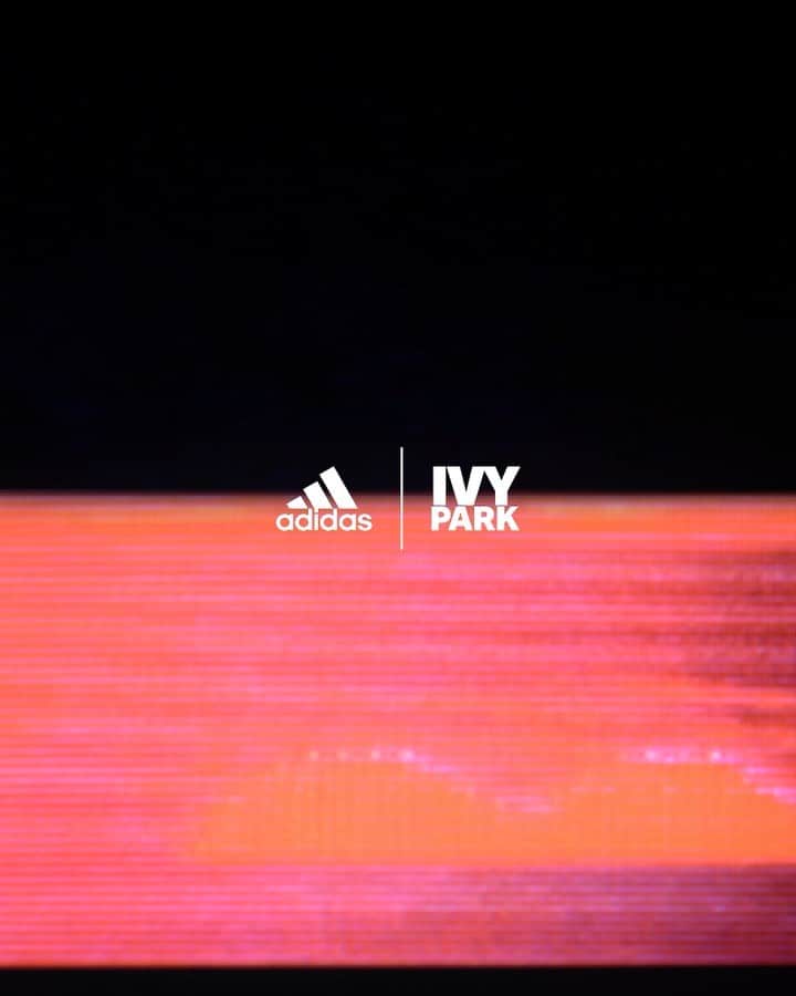 adidas Originalsのインスタグラム：「IT’S ALL LOVE #IVYHEART   Join now at adidas.com/ivypark  #IVYHEART #adidasxIVYPARK」