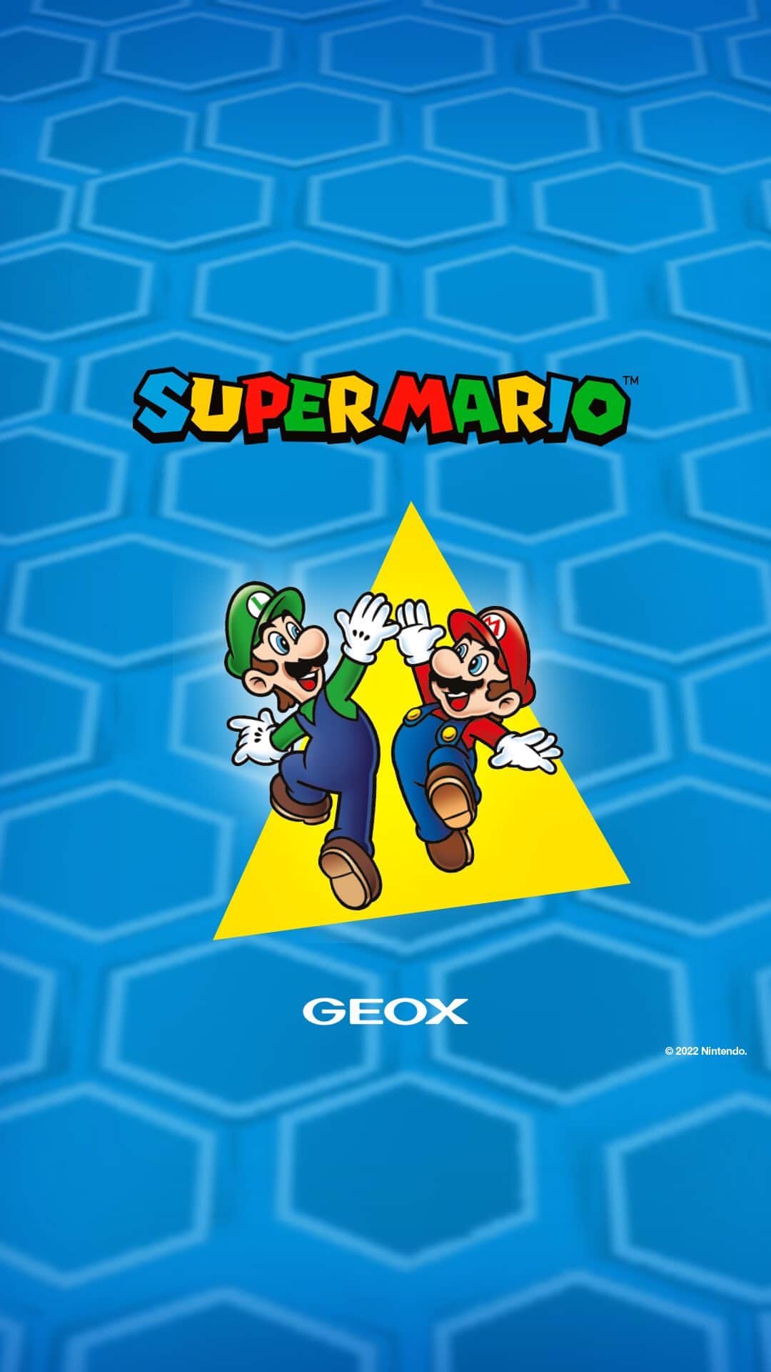 ジェオックスのインスタグラム：「High five! And welcome to a Super Mario adventure. The most exciting playtime ever is here, with sneakers that create excitement with every step.   #geox #geoxshoes #geoxkids」