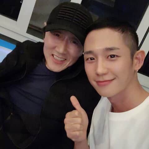 ホ・ジュノのインスタグラム：「#설강화  . 수호 👍 영로 💗」