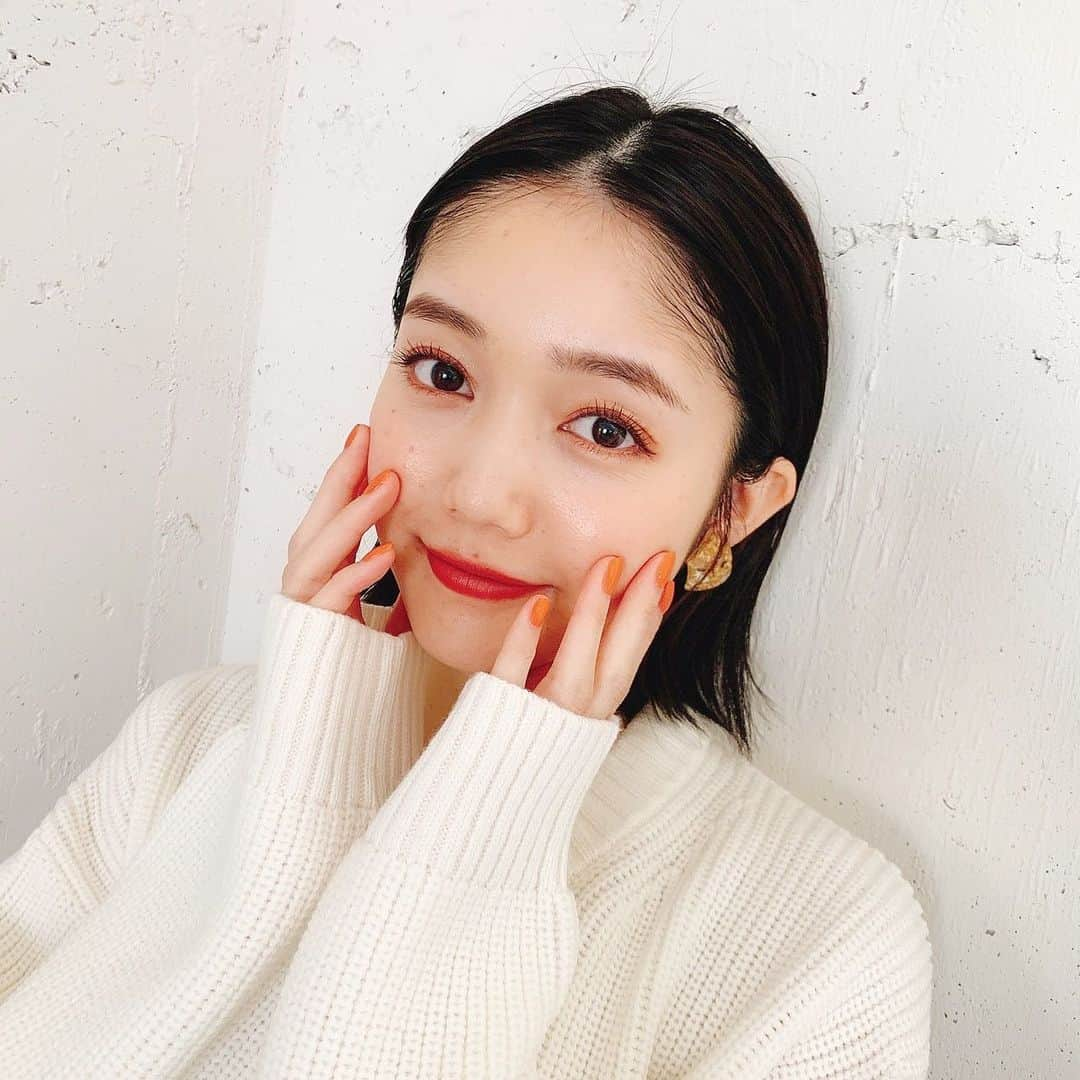 non-noさんのインスタグラム写真 - (non-noInstagram)「HAPPY BIRTHDAY 菜々花！　本日は松川菜々花の24歳のお誕生日。 ここ最近は「かわいい」だけでなく「きれい」なお姉さん感も増してきたね💖 　ノンノでもファッション、ビューティ両方で大活躍で、昨年は特にひさびさのミニスカートやショーパンの流行もあって、憧れ美脚代表・菜々花は欠かせない存在でした。 24歳の一年も、充実した1年になりますように✨  #ノンノ #nonno #nonno_magazine #松川菜々花 #ななめろ #happybirthday #お誕生日おめでとうございます #可愛すぎるオフショットをどうぞ #憧れ美脚代表」1月29日 14時02分 - nonno_magazine