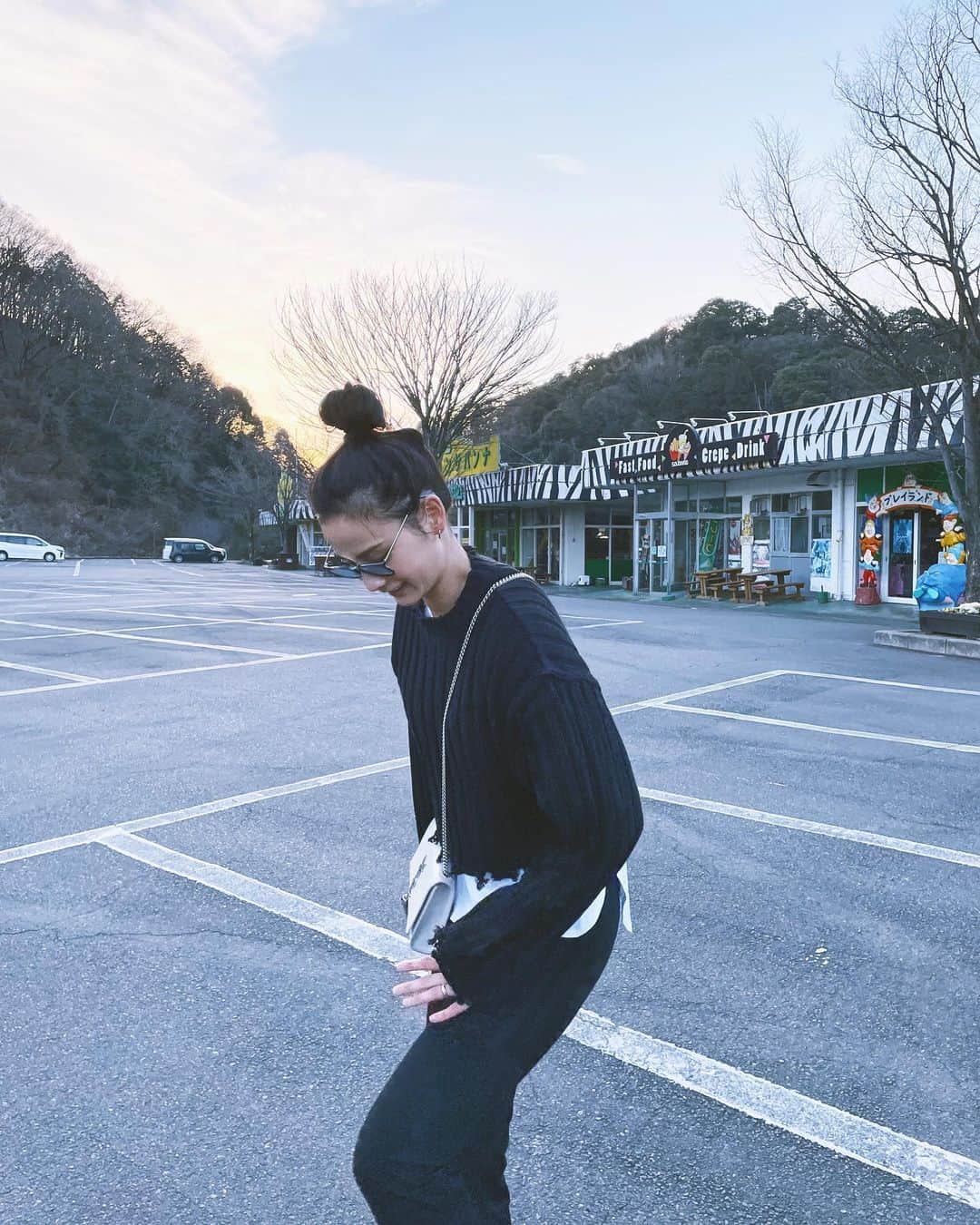 小屋春菜のインスタグラム：「産後の脱毛著しい👼🏻」