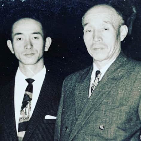 真鍋大度のインスタグラム：「今日は祖父の命日でした。 #grandfather #greatgrandfather」