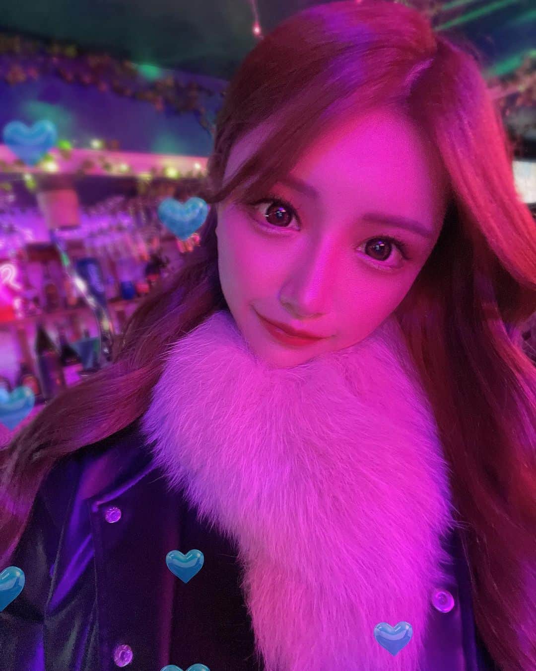 のインスタグラム：「シーシャバーって内装可愛い🦩 色んな所行ってみよ〜っ  31.1.2でお化けイベントです  #祇園 #祇園キャバクラ #京都 #大阪 #シーシャ  #シーシャバー #木屋町  #キャバクラ #過去pic  #ハート加工の沼」