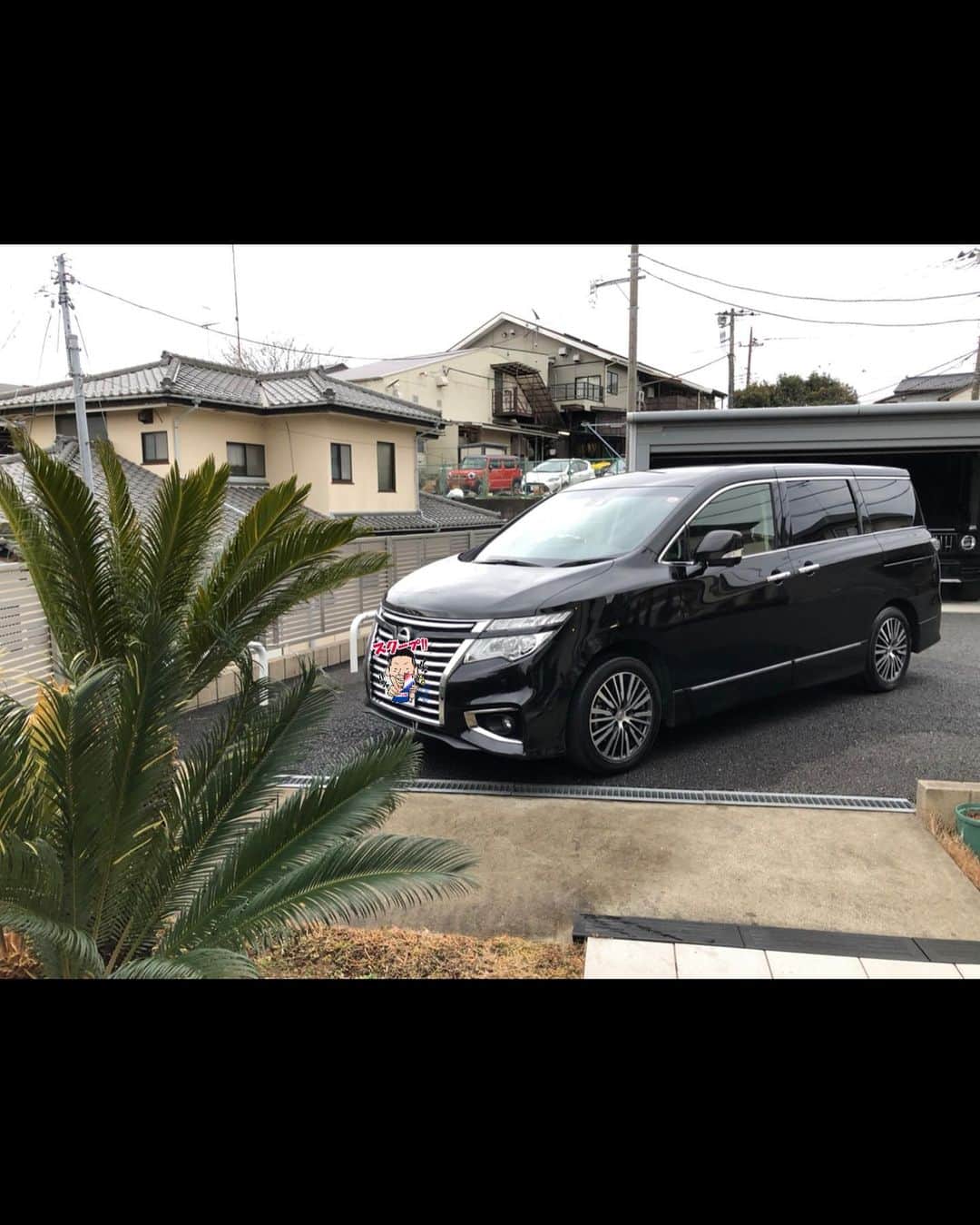 栗原勇蔵のインスタグラム：「寒いけど頑張って洗車❗️  新車になりました❗️  ＃エルグランド」