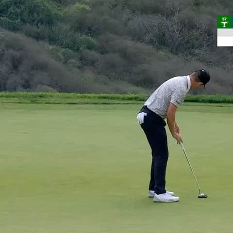 のインスタグラム：「Nice being back in the mix! @farmersinsopen (-13 T6)   #Team🌹」