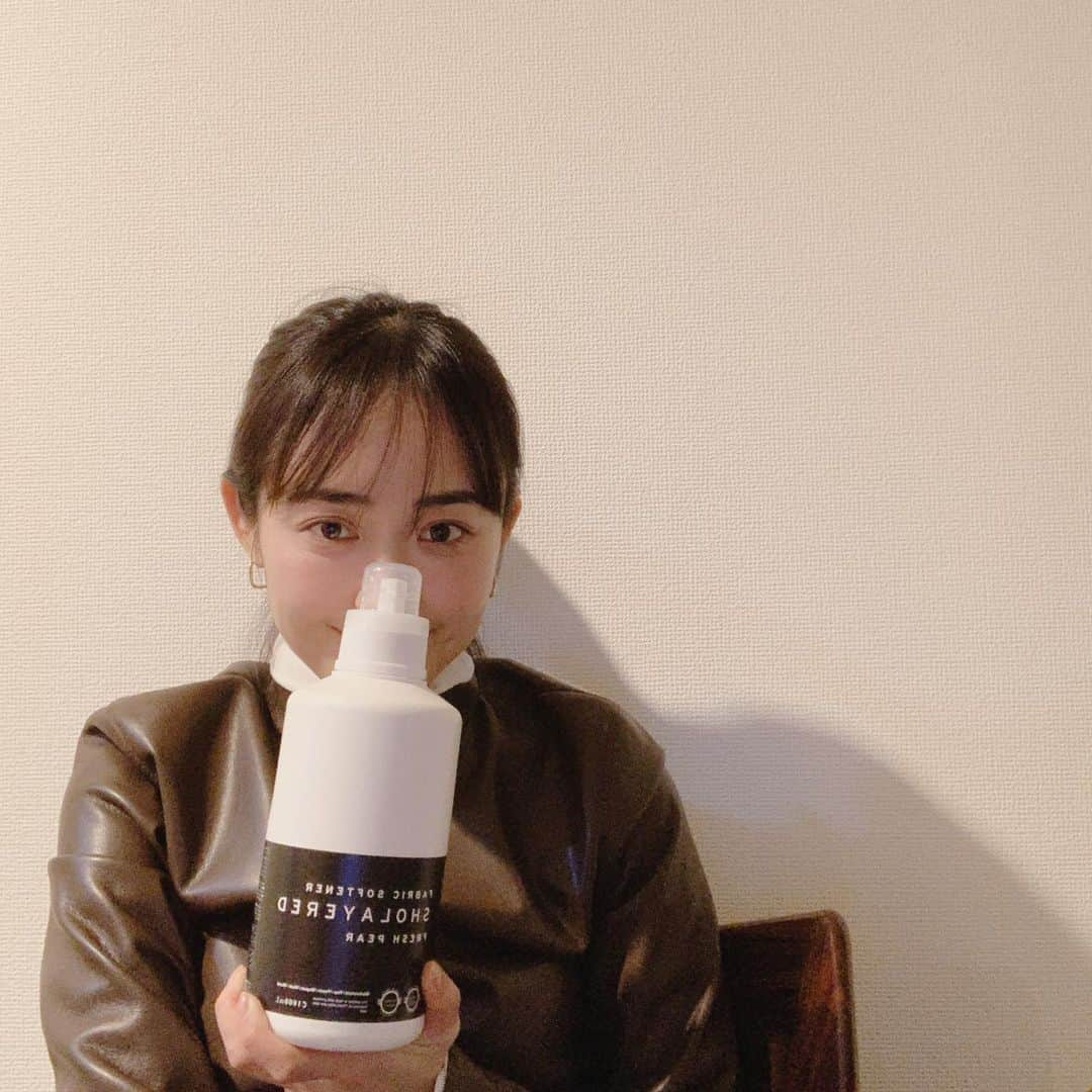 樋場早紀さんのインスタグラム写真 - (樋場早紀Instagram)「@layered_fragrance_official の大好き柔軟剤🧡　 シルクが主成分。 優しい柔らかさ、優しい香り。 ホワイトムスクも好きだけど新しい香りのフレッシュペアも好き🌸  #layeredfragrance #ファブリックソフトナー　#柔軟剤」1月30日 20時29分 - saki_toyoba