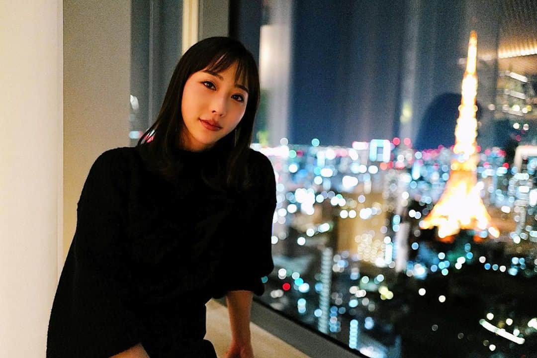 のインスタグラム：「with 🥂♥️」