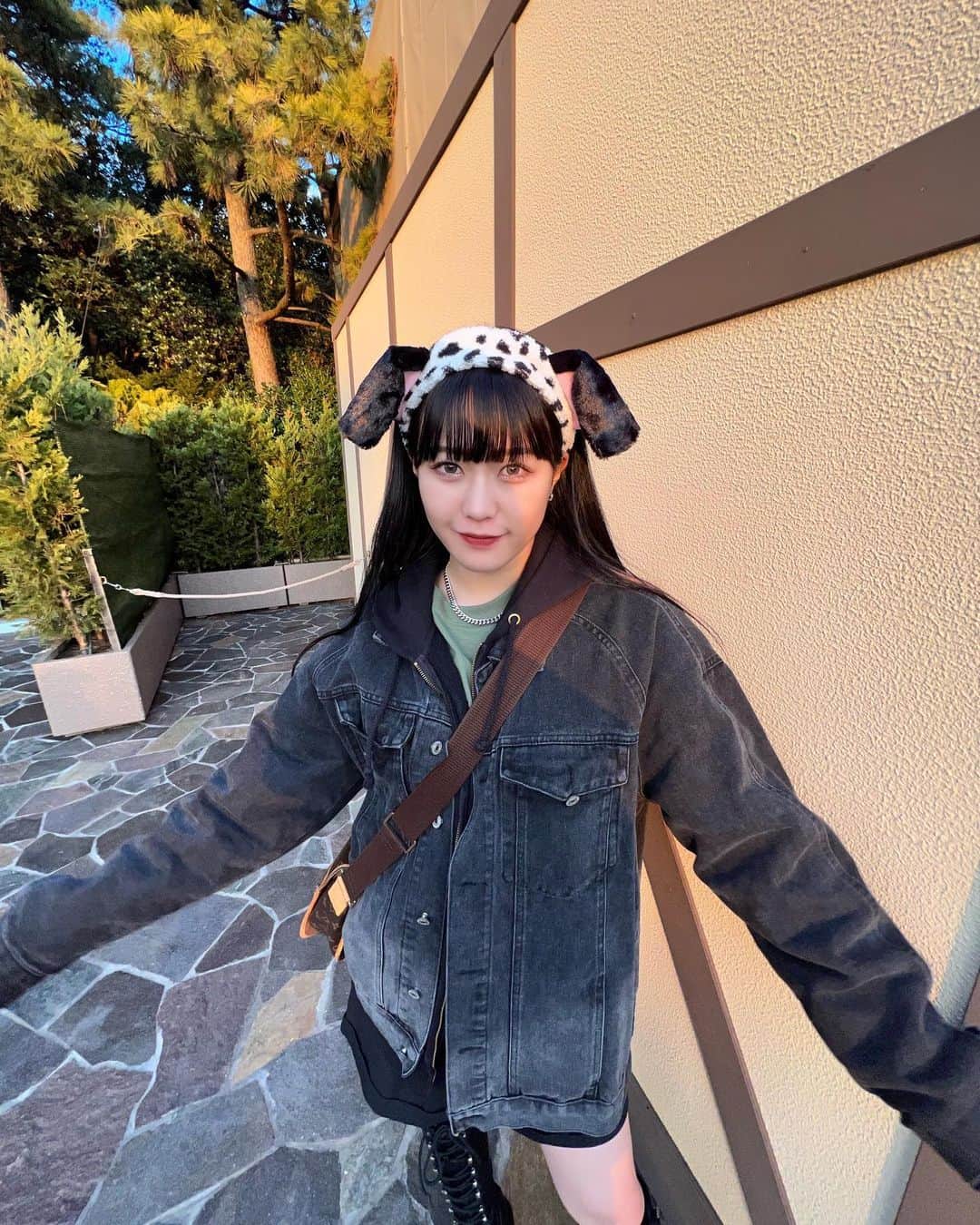 山下恵奈のインスタグラム：「101🐕‍🦺🖤」