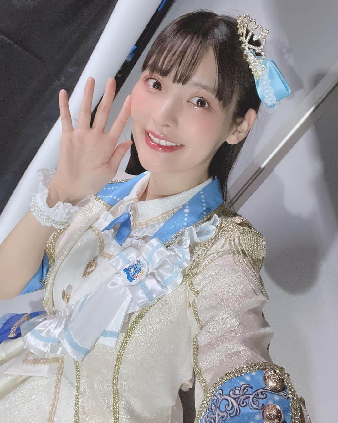 上坂すみれさんのインスタグラム写真 - (上坂すみれInstagram)「シンデレラガールズ10周年記念ツアー、トロピカル公演 ≪Tropical Land≫！！ 笑顔の想い出、たくさんたくさん出来ました！ほんとに楽しくて…！ みんなとのトロピカお写真もあらためて載せますね！  #アイドルマスターシンデレラガールズ」1月30日 21時08分 - uesaka_sumire