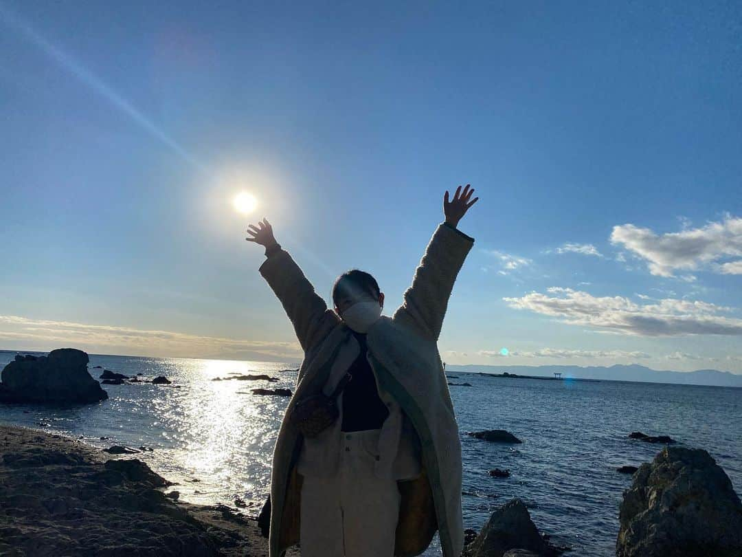 森戸知沙希さんのインスタグラム写真 - (森戸知沙希Instagram)「逆光🌞 　 #森戸知沙希  #海行きたい  #逆光  #いろいろ惜しい 笑 #morningmusume22  #helloproject #過去pic」1月30日 22時08分 - chisaki__morito.official