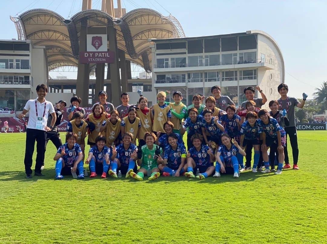 岩渕真奈さんのインスタグラム写真 - (岩渕真奈Instagram)「🥳🥳🥳 ⁡ We have got the ticket for 2023 FIFA Women‘s World Cup🎫 see you in 2023 🇳🇿🇦🇺❤️ ⁡ 2023年オーストラリアとニュージーランドで開催されるW杯の出場権を獲得できました🎫✨ ⁡ まだまだこれからですがひとまずよかったです😮‍💨 アジアカップ優勝、そしてその先に繋がるようにあと2試合頑張りたいと思います。 ⁡ 応援ありがとうございました🙇‍♀️ 引き続きよろしくお願いします！！！ ⁡ #FIFAWWC2023 #AWC2022 #nadishiko」1月30日 22時47分 - iwabuchi.m_jp