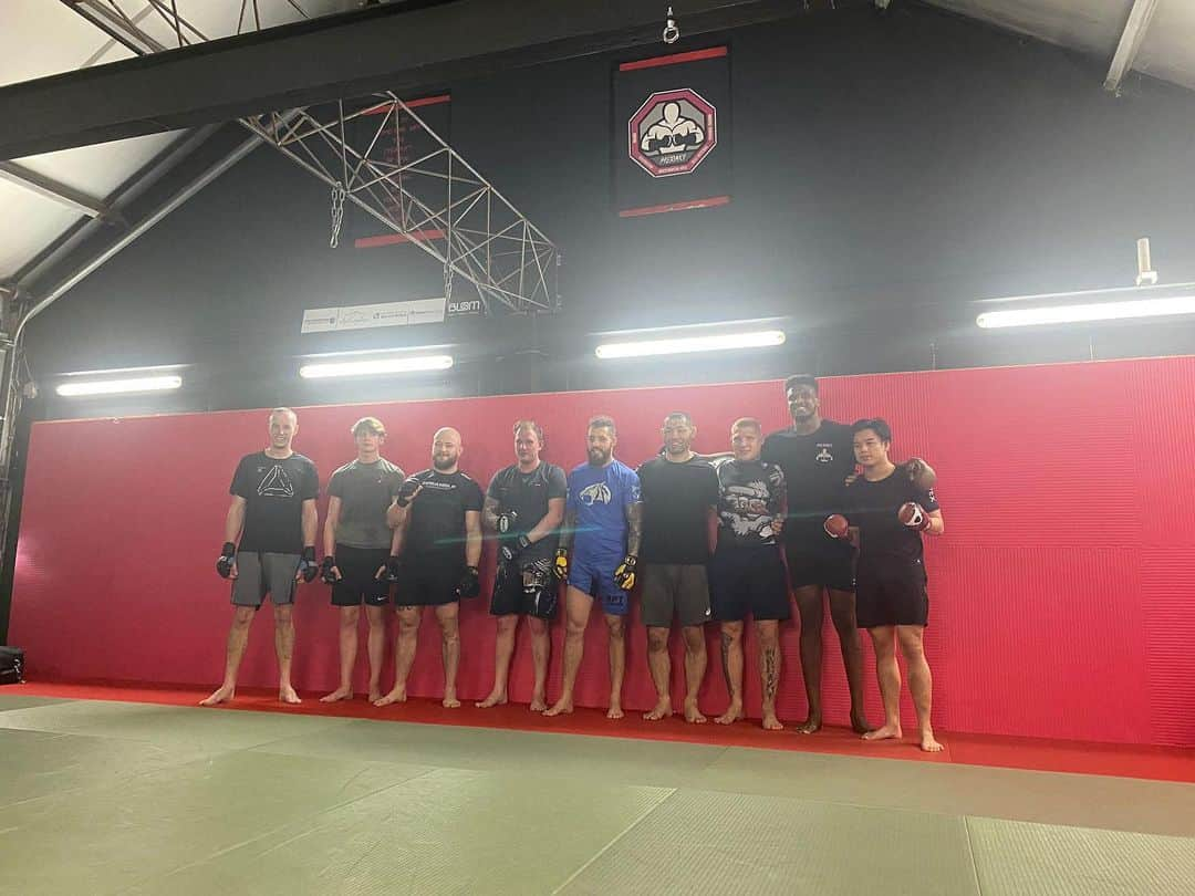 福田力のインスタグラム：「I had the pleasure of giving a seminar at @meraki.gym.aalsmeer  . Thank you to everyone who attended it😊 It was my first time to do an MMA seminar in the Netherlands and it was a very special experience.  I had a happy time.And i hope everyone had good time🙏  メラキジムでセミナーをさせていただきました。 ご参加いただいた皆様、ありがとうございました😊  オランダでMMAのセミナーをするのは初めてでしたが、とても特別な経験になりました。  幸せな時間でした。みなさんにとっても良い時間であった事を願っています🙏」