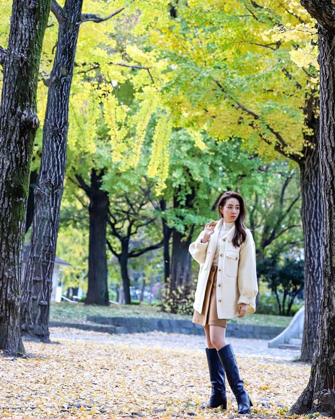 利水翔のインスタグラム：「. とある日の私服🐶🦴♡ ⁡ パンツコーデが多いので 久々にスカート履いてみました👢👜 ⁡ ⁡ ⁡ ⁡ ⁡ ⁡ ⁡ ⁡ ⁡ ⁡ ⁡ #enjoy #smile #ootd #happy #love #half #model #kt #me #instdiary  #fathion #japan #skirt #boots ⁡ ⁡」