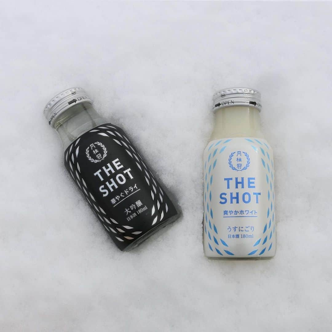 Gekkeikan Sake Officialさんのインスタグラム写真 - (Gekkeikan Sake OfficialInstagram)「THE SHOT on ice.  #snow #snowy #snowscape #snowworld #winter #gekkeikan #gekkeikansake #theshot #sake #japanesesake #sakebrewery #sakegram #japan #kyoto #fushimi #cooljapan #japanesestyle #雪 #雪景色 #月桂冠 #月桂冠大倉記念館 #日本酒 #清酒 #酒蔵 #京都 #伏見」1月31日 17時00分 - gekkeikansake