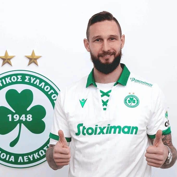 ティム・マタヴジュのインスタグラム：「New beginning ☘ @omonoiafootball」