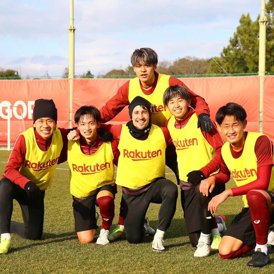 ボージャン・クルキッチのインスタグラム：「Winning team 🙌🏻」