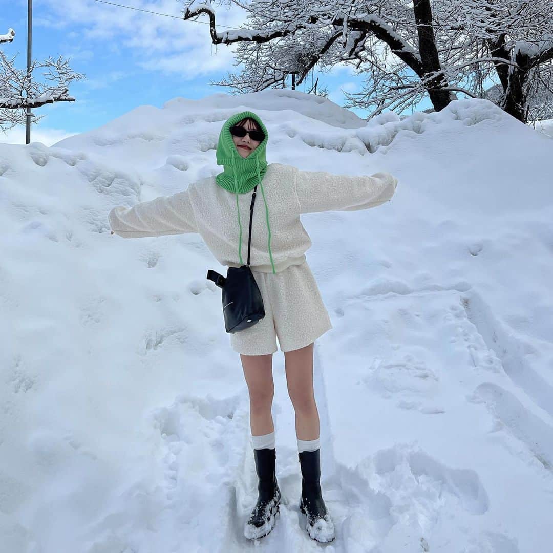 河崎みーなのインスタグラム：「ﾙﾝﾙﾝ♪( ´▽｀)💚 . .」