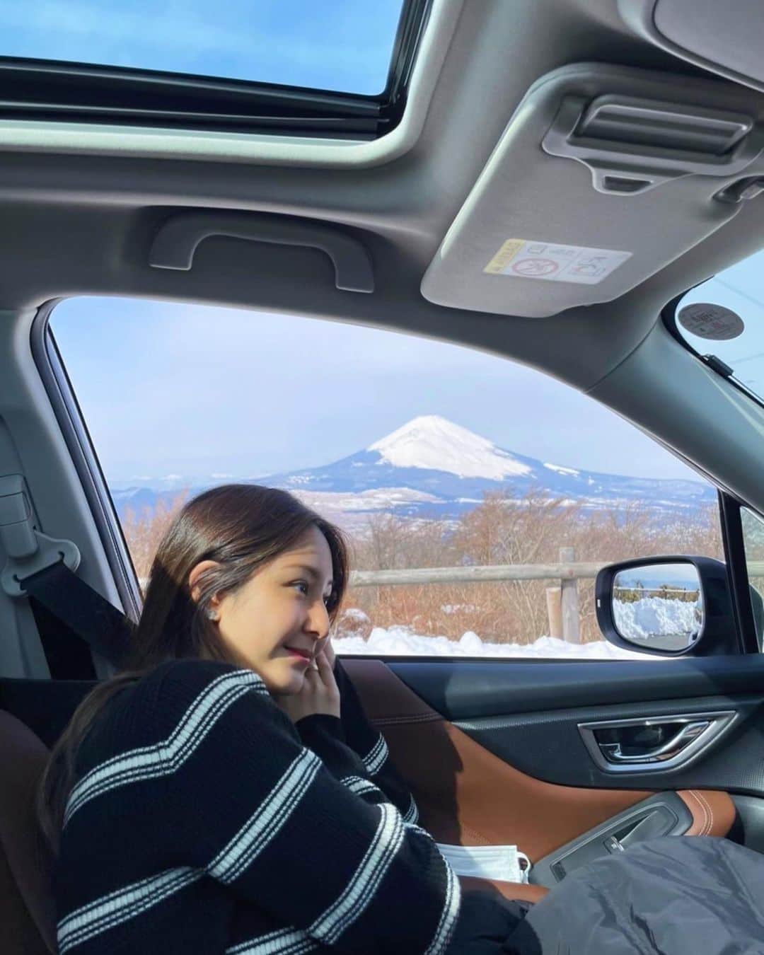 季葉のインスタグラム：「たまたま通った道✨富士山が綺麗に見えるスポットでした👀」