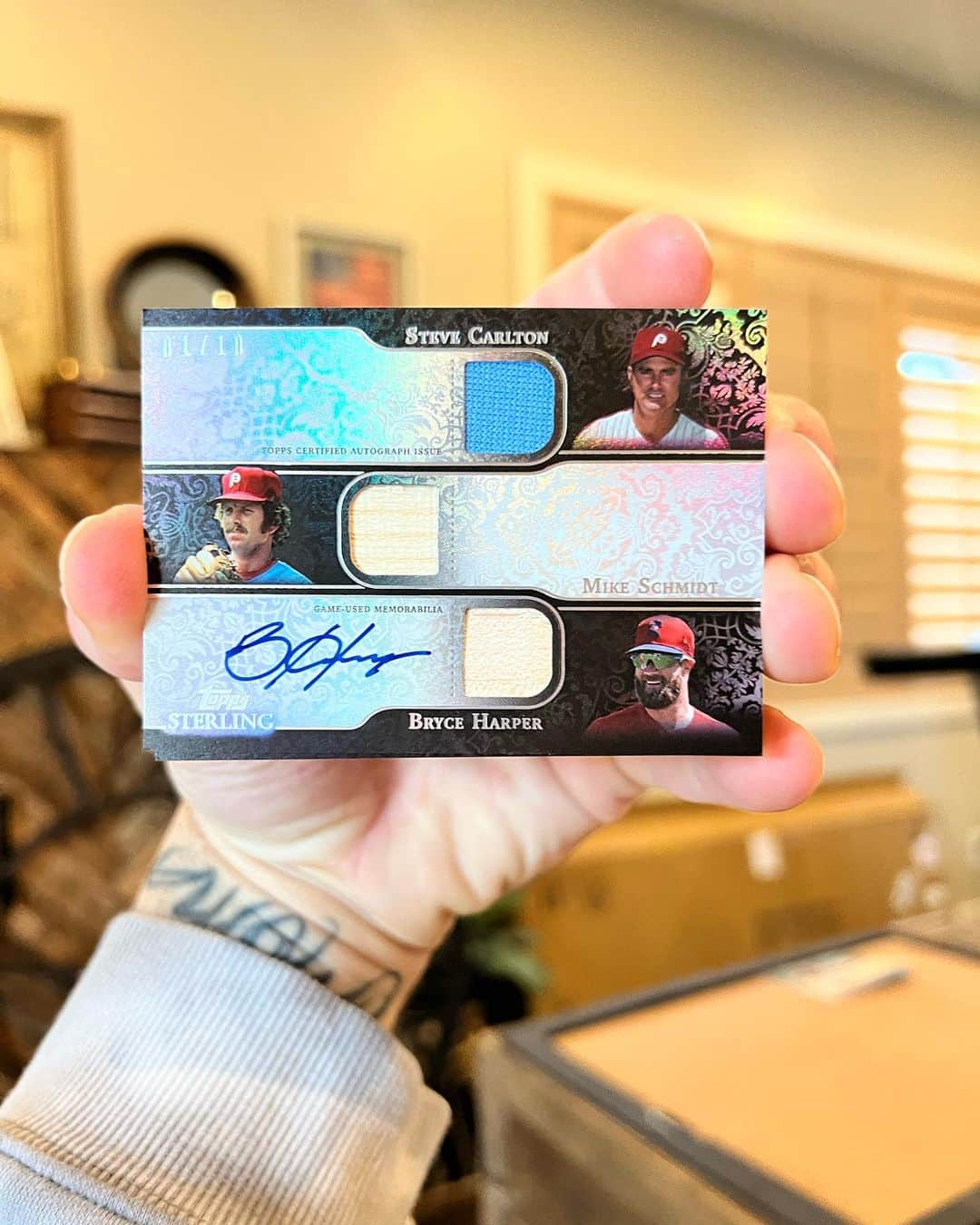 ブライス・ハーパーのインスタグラム：「I mean really? On the same card as THE Mike Schmidt and Steve Carlton! Pretty freakin cool if you ask me. Two of the greatest to ever do it in this game!🙌🏼」